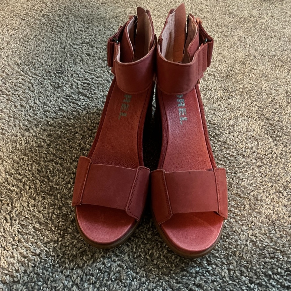 SOREL Suede Wedge Sandals